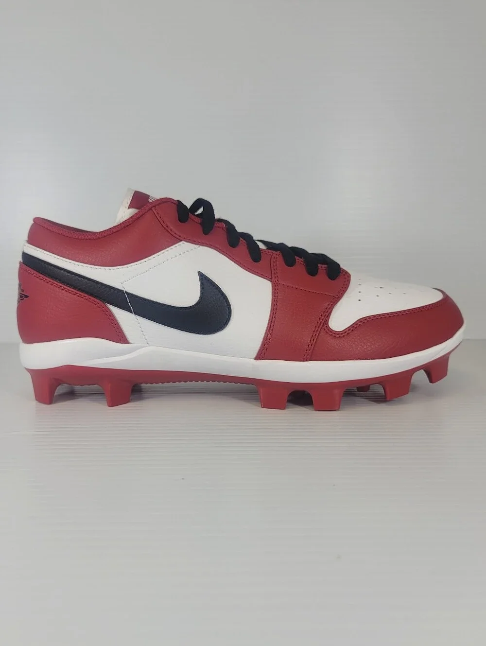 Mens Size 12 Nike Air Jordan 1 Retro MCS Low Chicago Baseball Cleats CJ8524-611